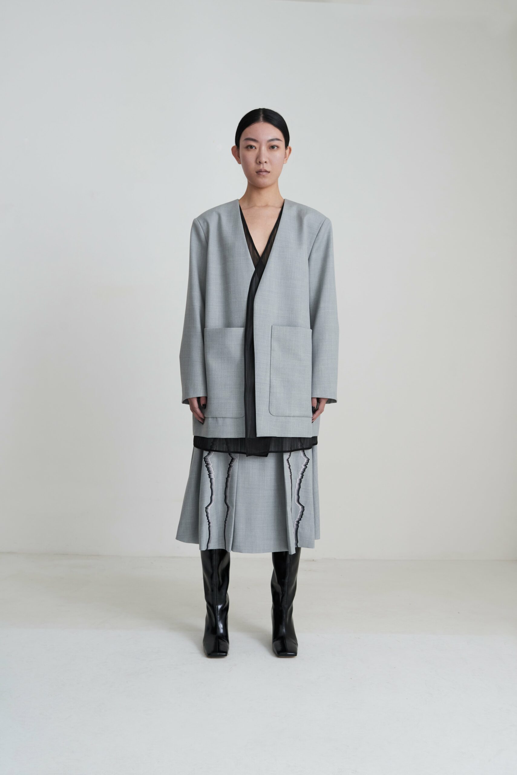 V-Line two pieced vest coat (gray) - Atelier Rouge Pékin